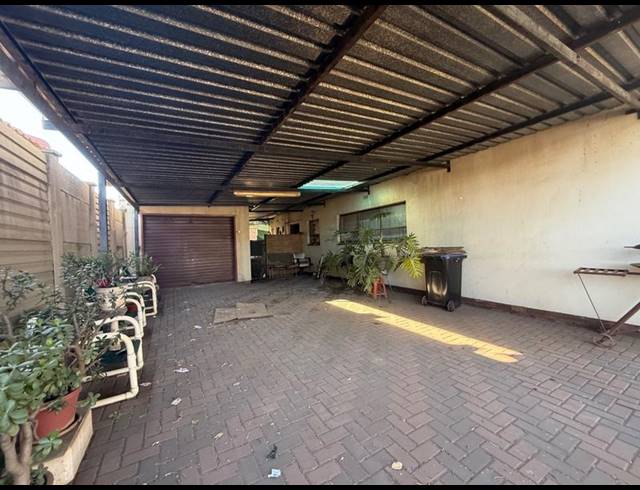 3 BEDROOM HOUSE FOR SALE IN VANDERBIJLPARK CE 5